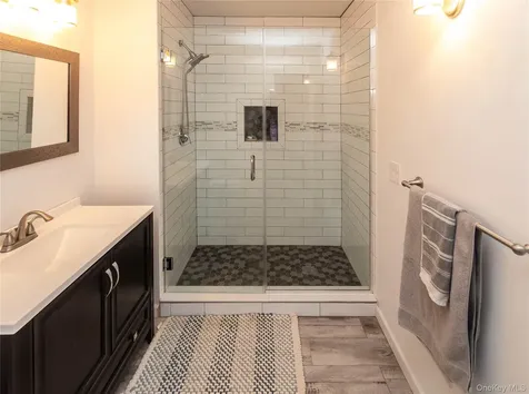 107 Dunthorne Drive Bloomingburg NY 12721