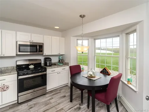 107 Dunthorne Drive Bloomingburg NY 12721