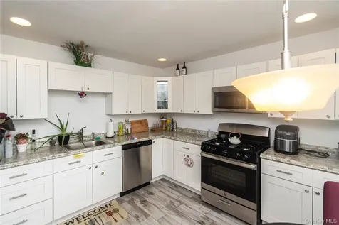 107 Dunthorne Drive Bloomingburg NY 12721