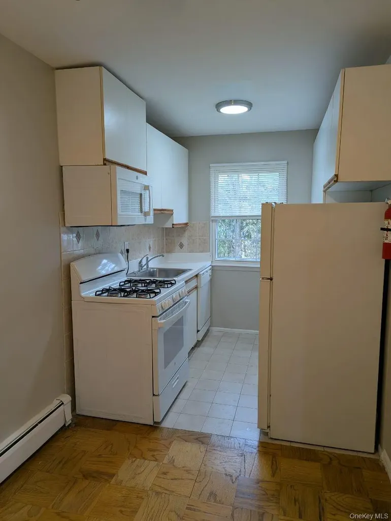 1 Hemlock Drive Bay Shore NY 11706