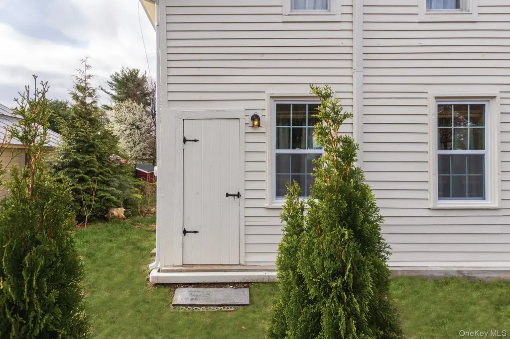 692 County Route 2 Elizaville NY 12571