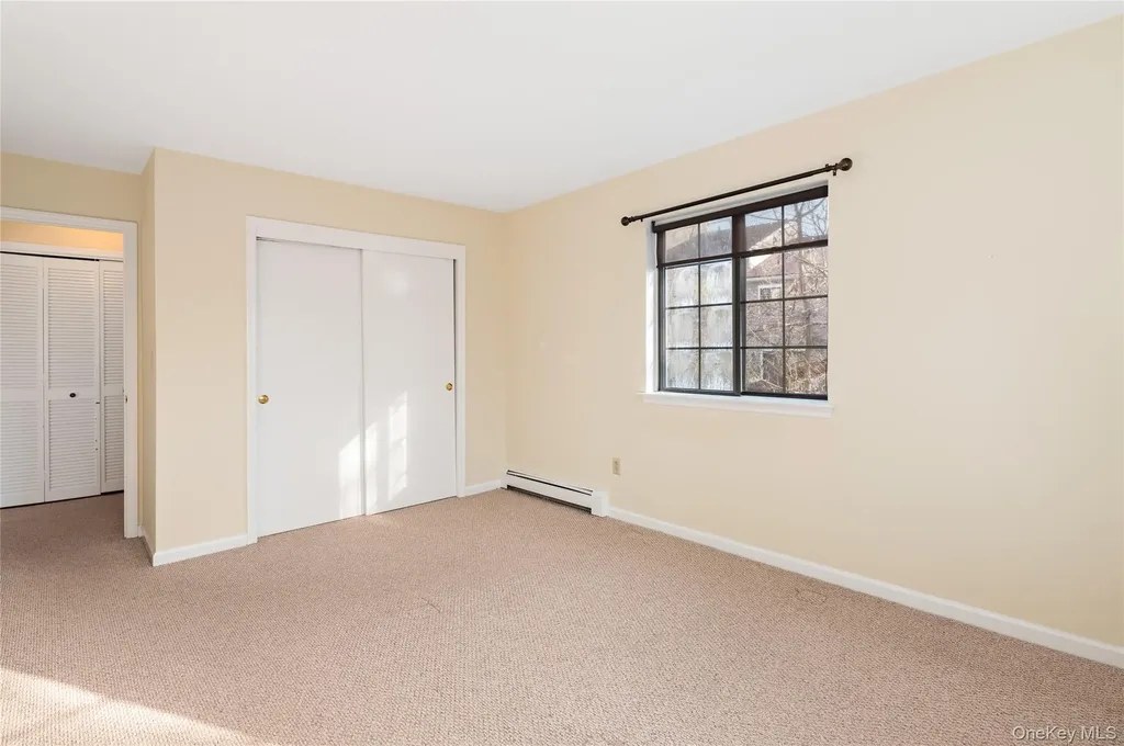 33 Foxwood Circle Mount Kisco NY 10549