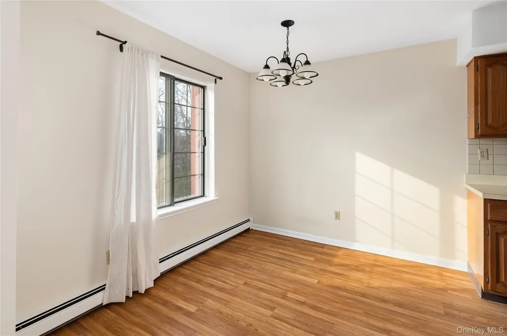 33 Foxwood Circle Mount Kisco NY 10549
