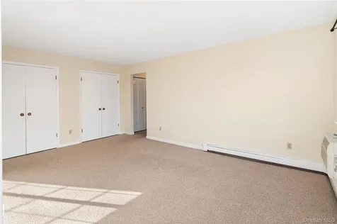 33 Foxwood Circle Mount Kisco NY 10549