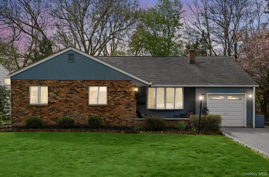 47 Valley View Terrace Mount Kisco NY 10549