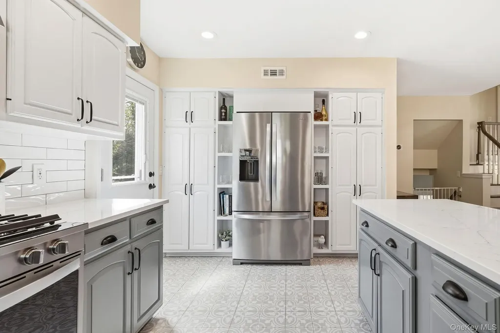 47 Valley View Terrace Mount Kisco NY 10549