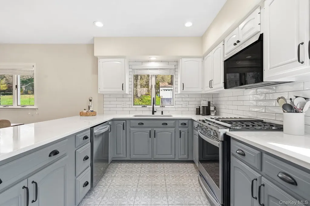 47 Valley View Terrace Mount Kisco NY 10549