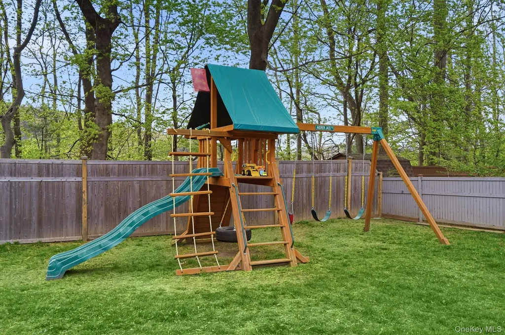 47 Valley View Terrace Mount Kisco NY 10549
