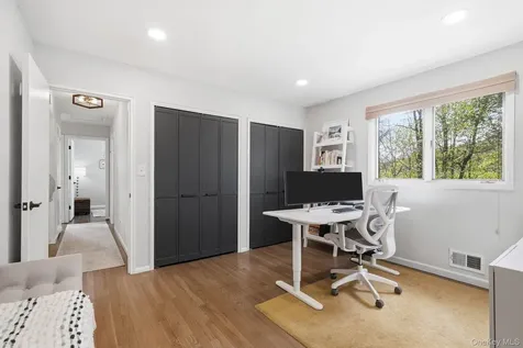 47 Valley View Terrace Mount Kisco NY 10549