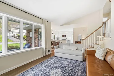 47 Valley View Terrace Mount Kisco NY 10549