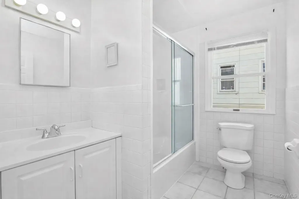 21 W Division Street Greenwich CT 06830
