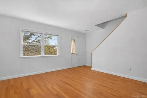 21 W Division Street Greenwich CT 06830