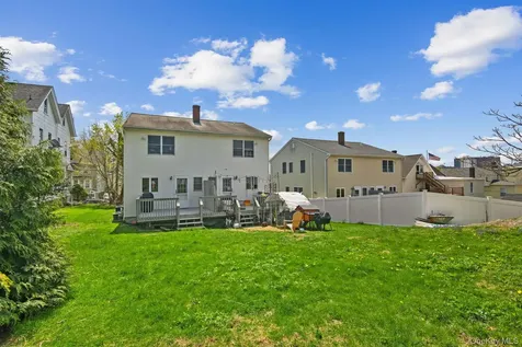 21 W Division Street Greenwich CT 06830