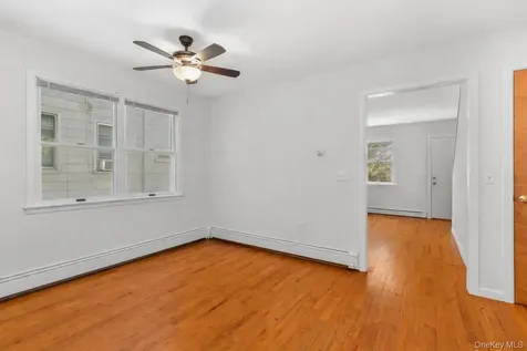 21 W Division Street Greenwich CT 06830