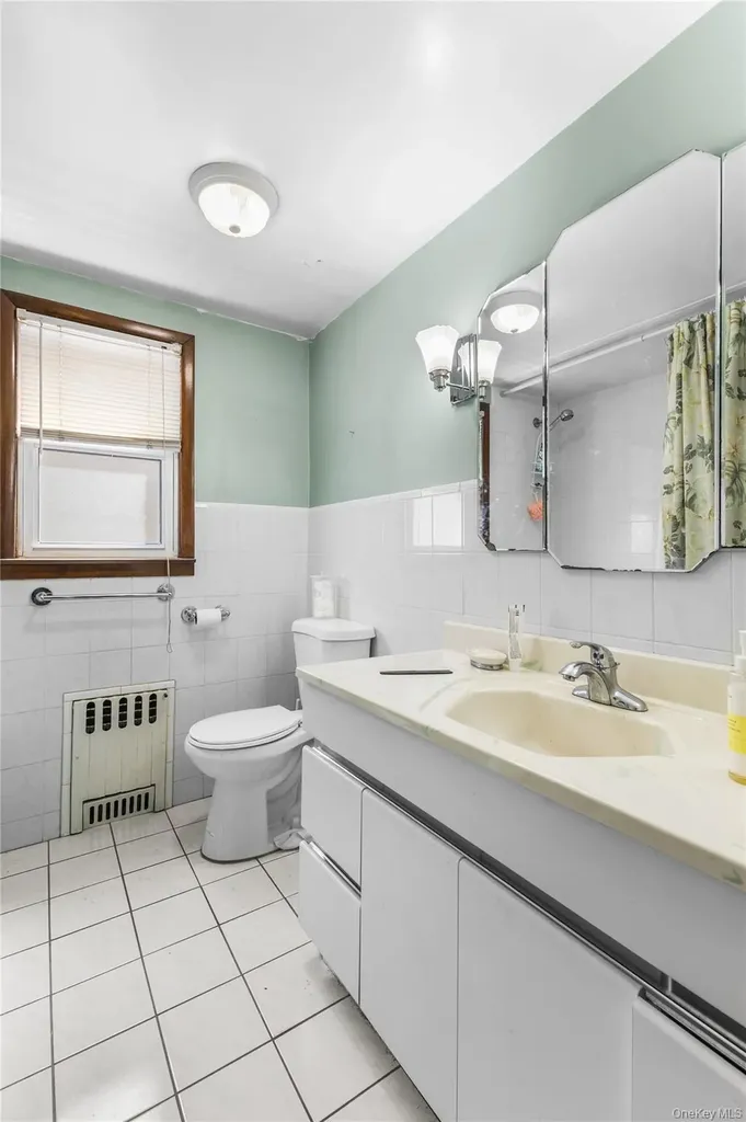 95-21 150th Road Ozone Park NY 11417