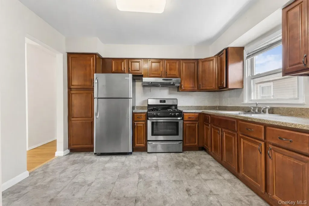 95-21 150th Road Ozone Park NY 11417