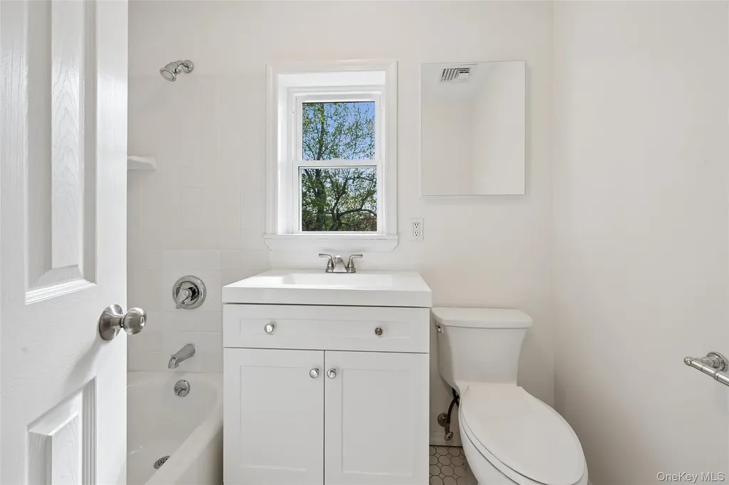 57 Juniper Avenue Smithtown NY 11787
