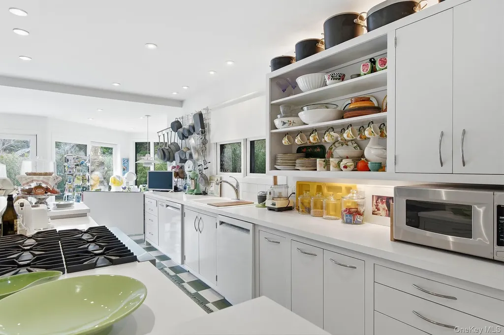 60 Skimhampton Road East Hampton NY 11937