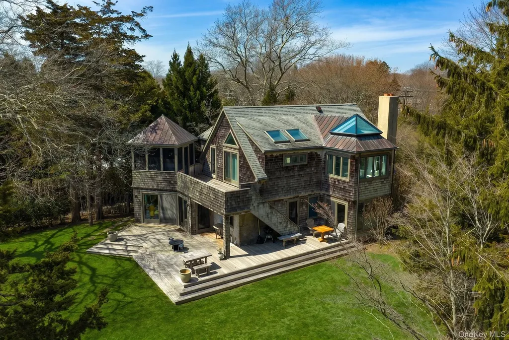 60 Skimhampton Road East Hampton NY 11937