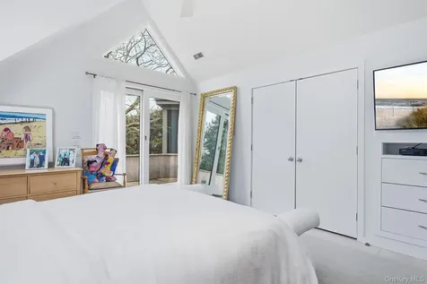 60 Skimhampton Road East Hampton NY 11937