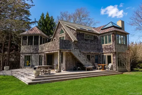 60 Skimhampton Road East Hampton NY 11937