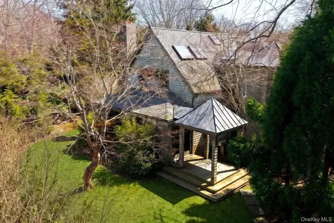 60 Skimhampton Road East Hampton NY 11937