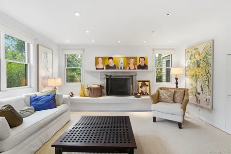 60 Skimhampton Road East Hampton NY 11937