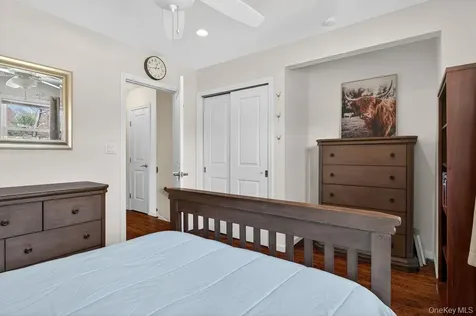 461 Stratton Road New Rochelle NY 10804