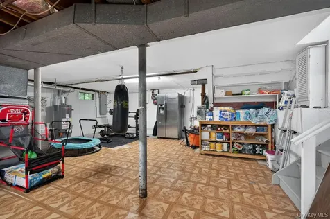 461 Stratton Road New Rochelle NY 10804