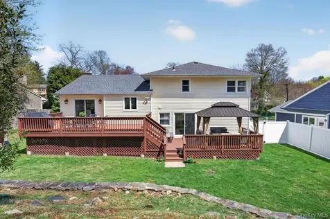 461 Stratton Road New Rochelle NY 10804