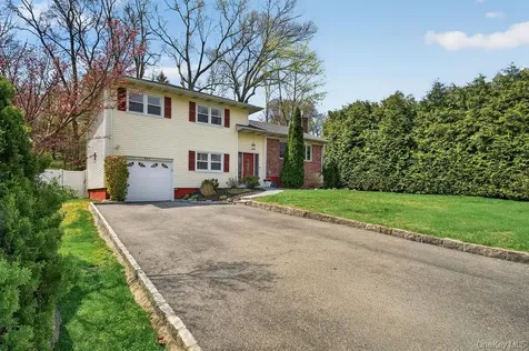 461 Stratton Road New Rochelle NY 10804
