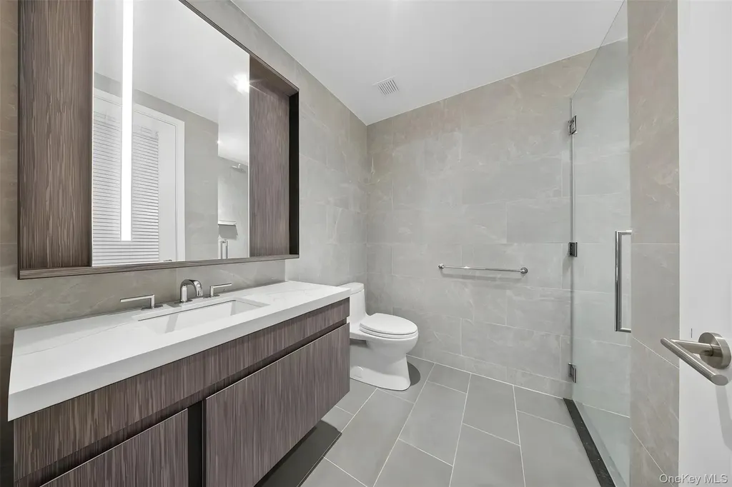 13336 37th Avenue Flushing NY 11354