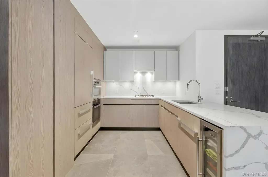 13336 37th Avenue Flushing NY 11354