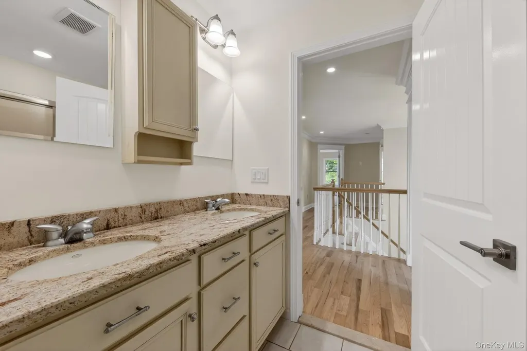 27 Cedar Drive Putnam Valley NY 10579