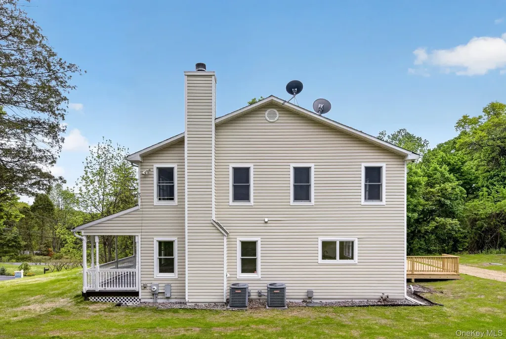 27 Cedar Drive Putnam Valley NY 10579