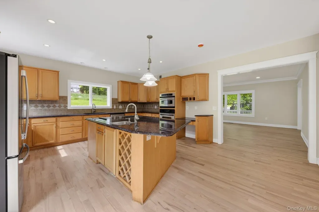 27 Cedar Drive Putnam Valley NY 10579
