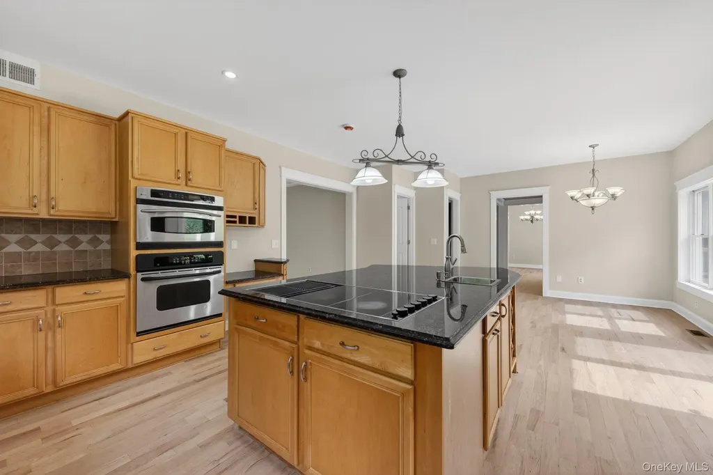 27 Cedar Drive Putnam Valley NY 10579