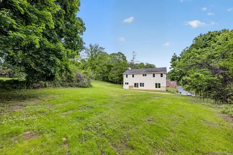 27 Cedar Drive Putnam Valley NY 10579