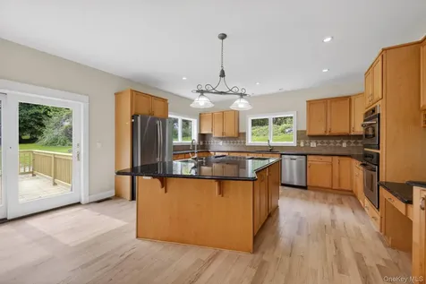 27 Cedar Drive Putnam Valley NY 10579