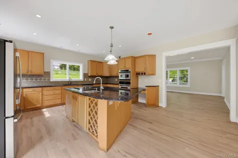 27 Cedar Drive Putnam Valley NY 10579