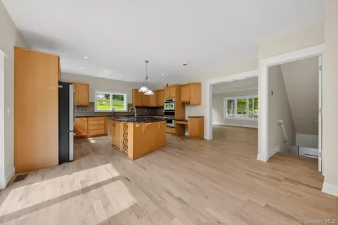 27 Cedar Drive Putnam Valley NY 10579