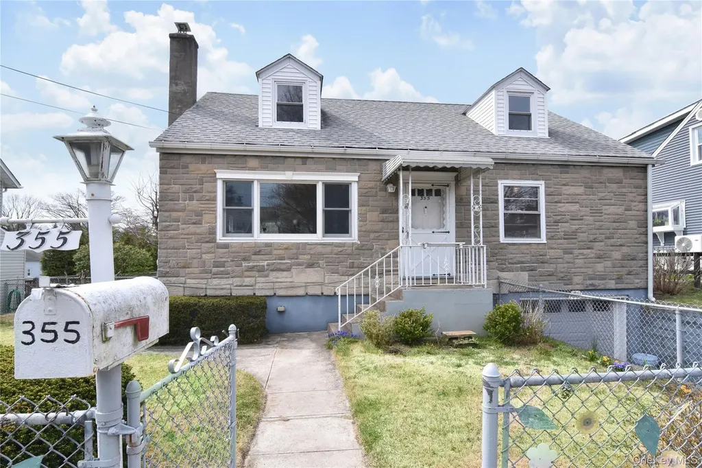355 Upland Avenue Yonkers NY 10703