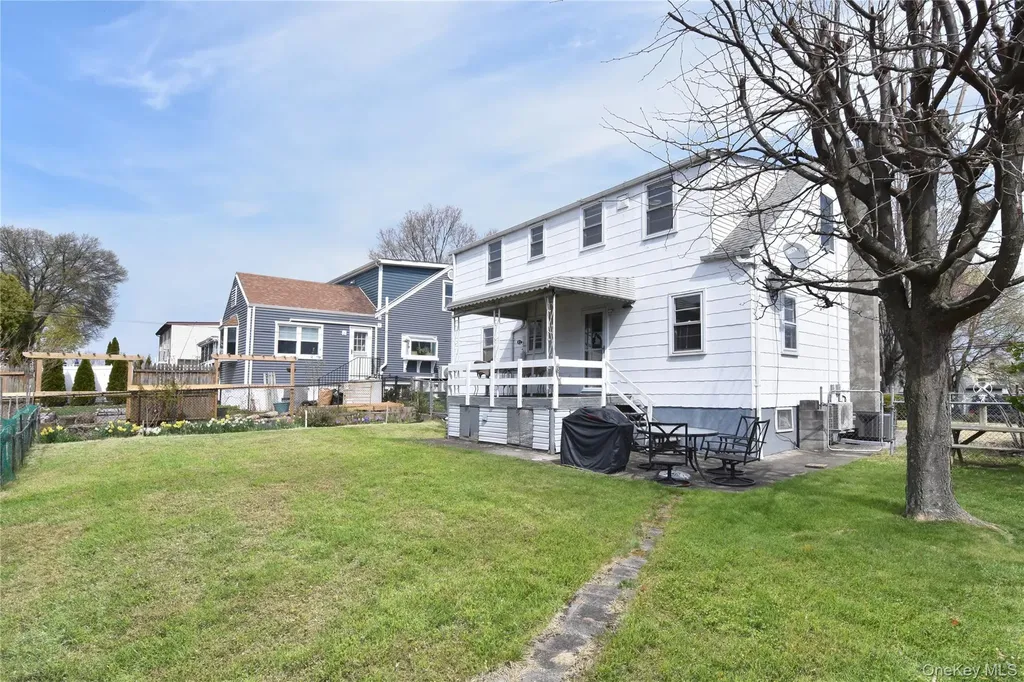 355 Upland Avenue Yonkers NY 10703
