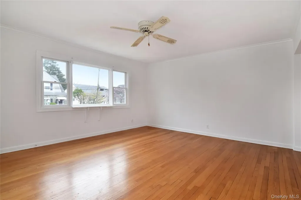 355 Upland Avenue Yonkers NY 10703