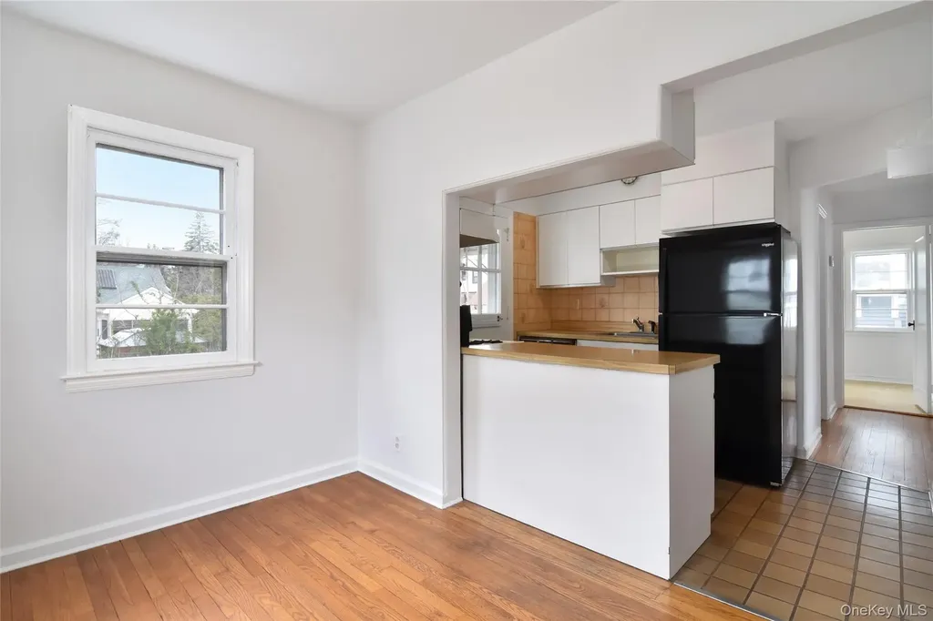 355 Upland Avenue Yonkers NY 10703