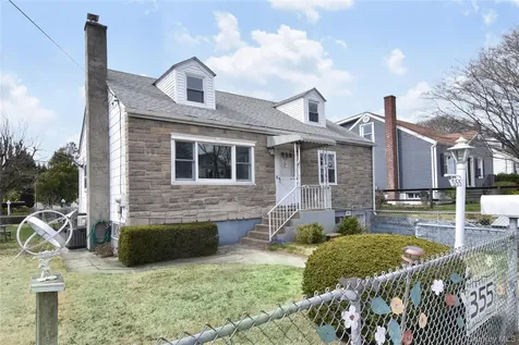 355 Upland Avenue Yonkers NY 10703