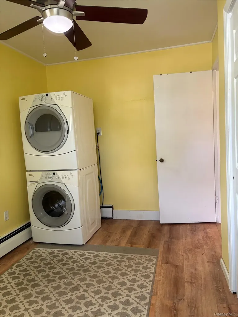 2 Dwarf Lane Wantagh NY 11793