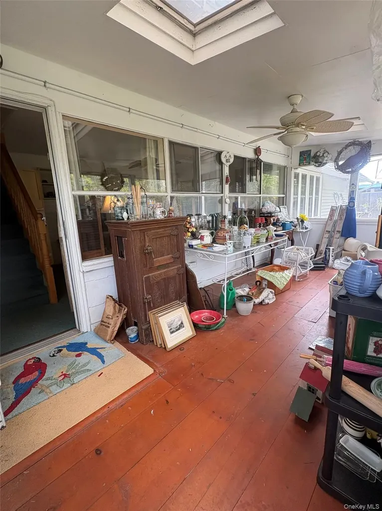2 Dwarf Lane Wantagh NY 11793