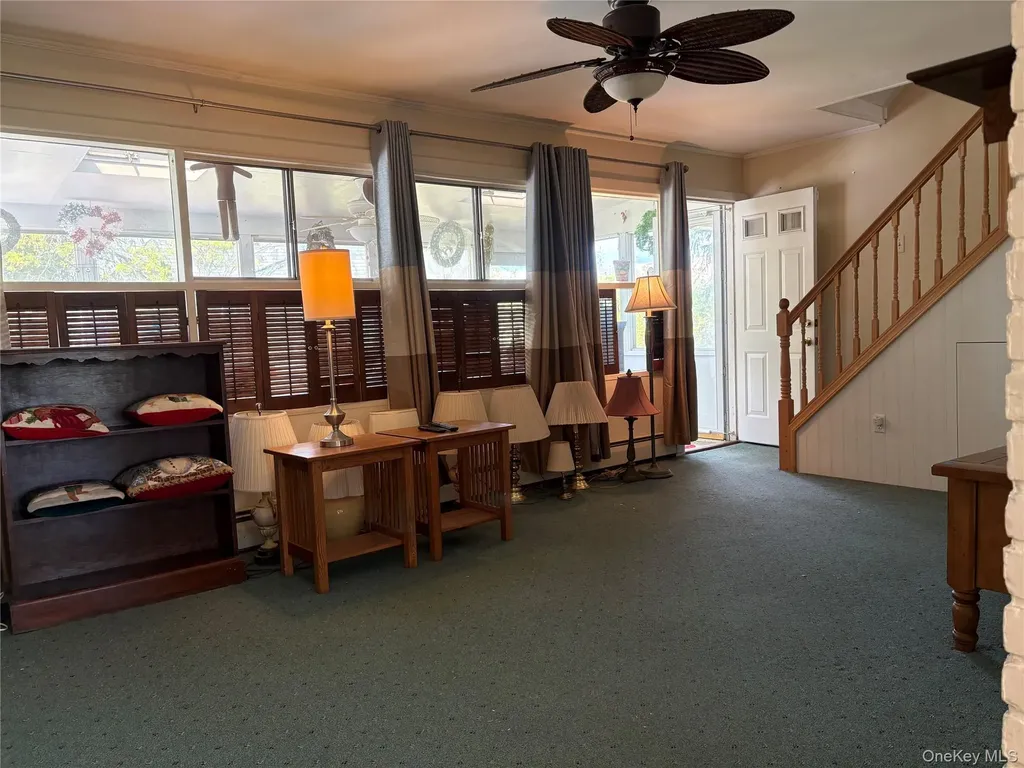 2 Dwarf Lane Wantagh NY 11793