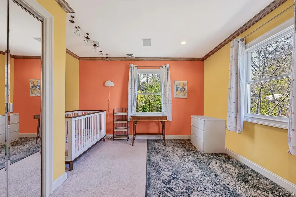 32 Crescent Drive Huntington NY 11743